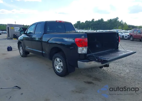 2010 Toyota Tundra Grade 4.6L V8 z USA, uszkodzony, nr VIN 5TFUM5F15AX004864